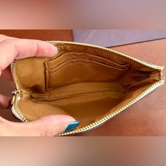 Coach White Lime Wristlet - Picture 6 of 10